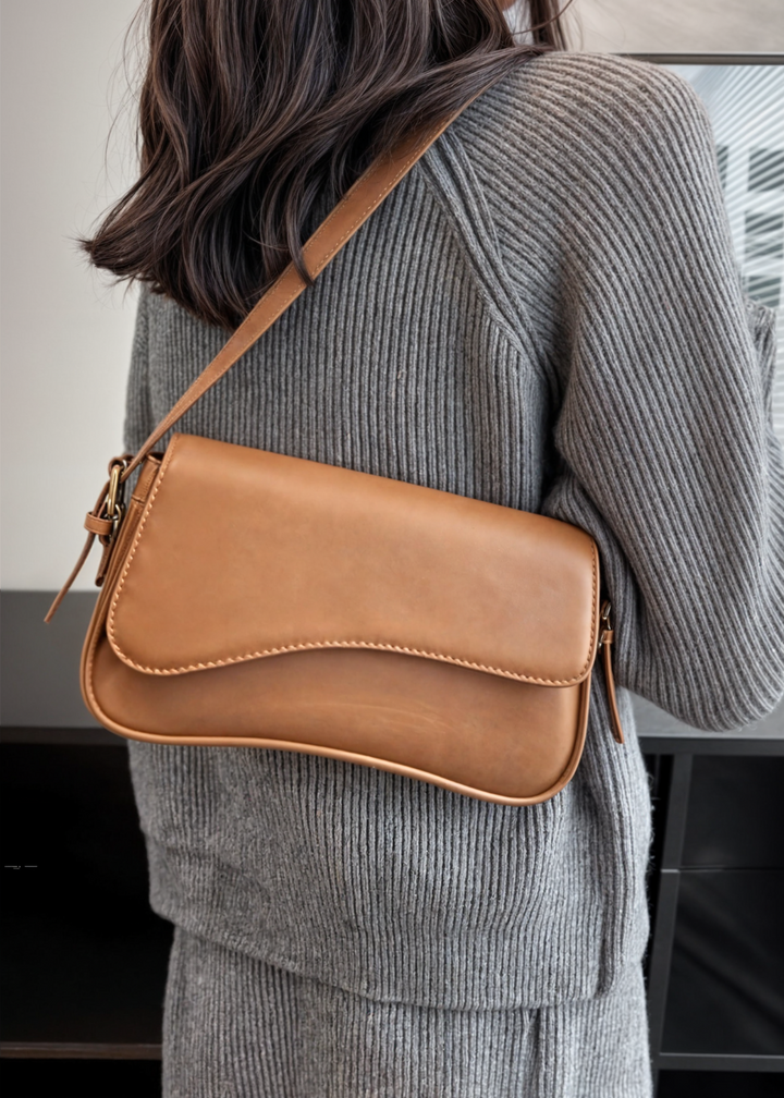 Ladies handbag - Vegan shoulder bag with chain